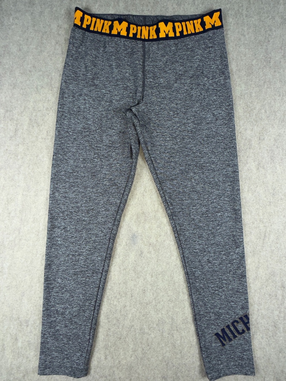 Victoria Secret Pink Collegiate Michigan WOLVERINES Leggings LG LARGE